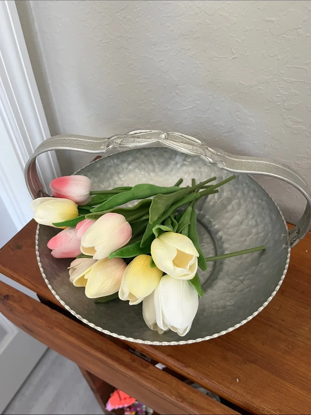 Hand Wrought Creations by Rodney Kent #466 Tulips 1940’s Hammered basket RARE